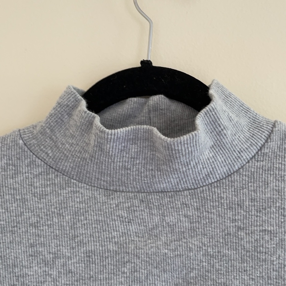 Stylish Simple Gray Turtle Neck!! - image 4